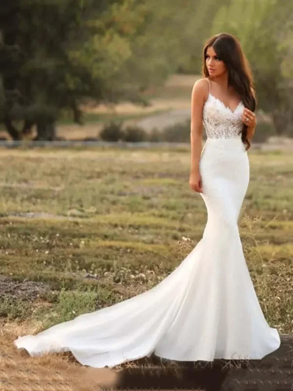 Spaghetti-Strap V-Neck Mermaid Wedding Dresses